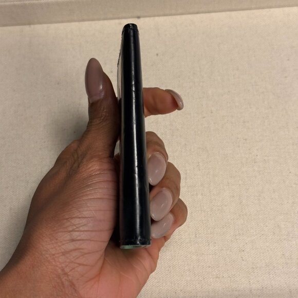 Louis Vuitton Monogram Vernis 4 Key Holder - Picture 11 of 12